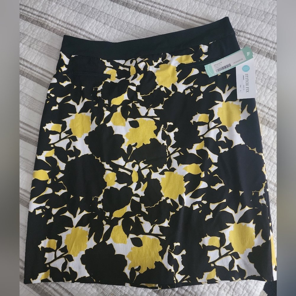 Margaret M Skirt Size Large